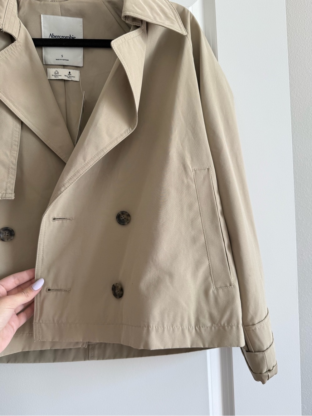 Abercrombie & Fitch Short Beige Trench Jacket - Picture 3 of 4